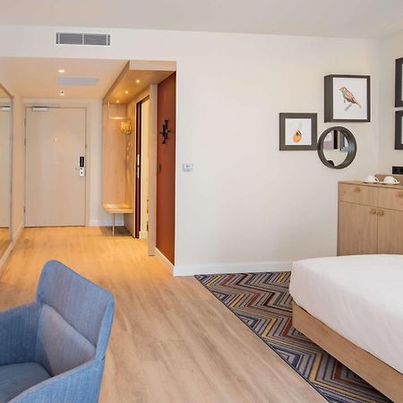 Hampton By Hilton Riga Airport Hotel Mārupe Екстериор снимка