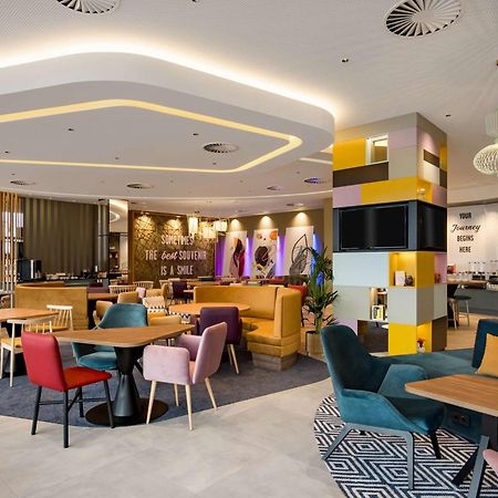 Hampton By Hilton Riga Airport Hotel Mārupe Екстериор снимка