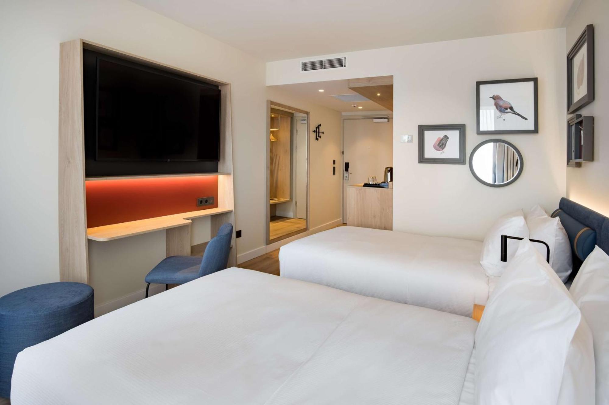 Hampton By Hilton Riga Airport Hotel Mārupe Екстериор снимка