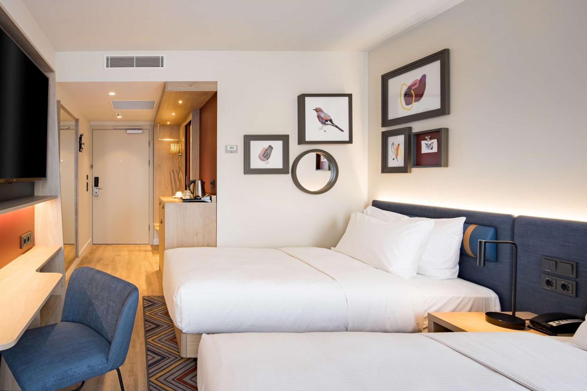 Hampton By Hilton Riga Airport Hotel Mārupe Екстериор снимка