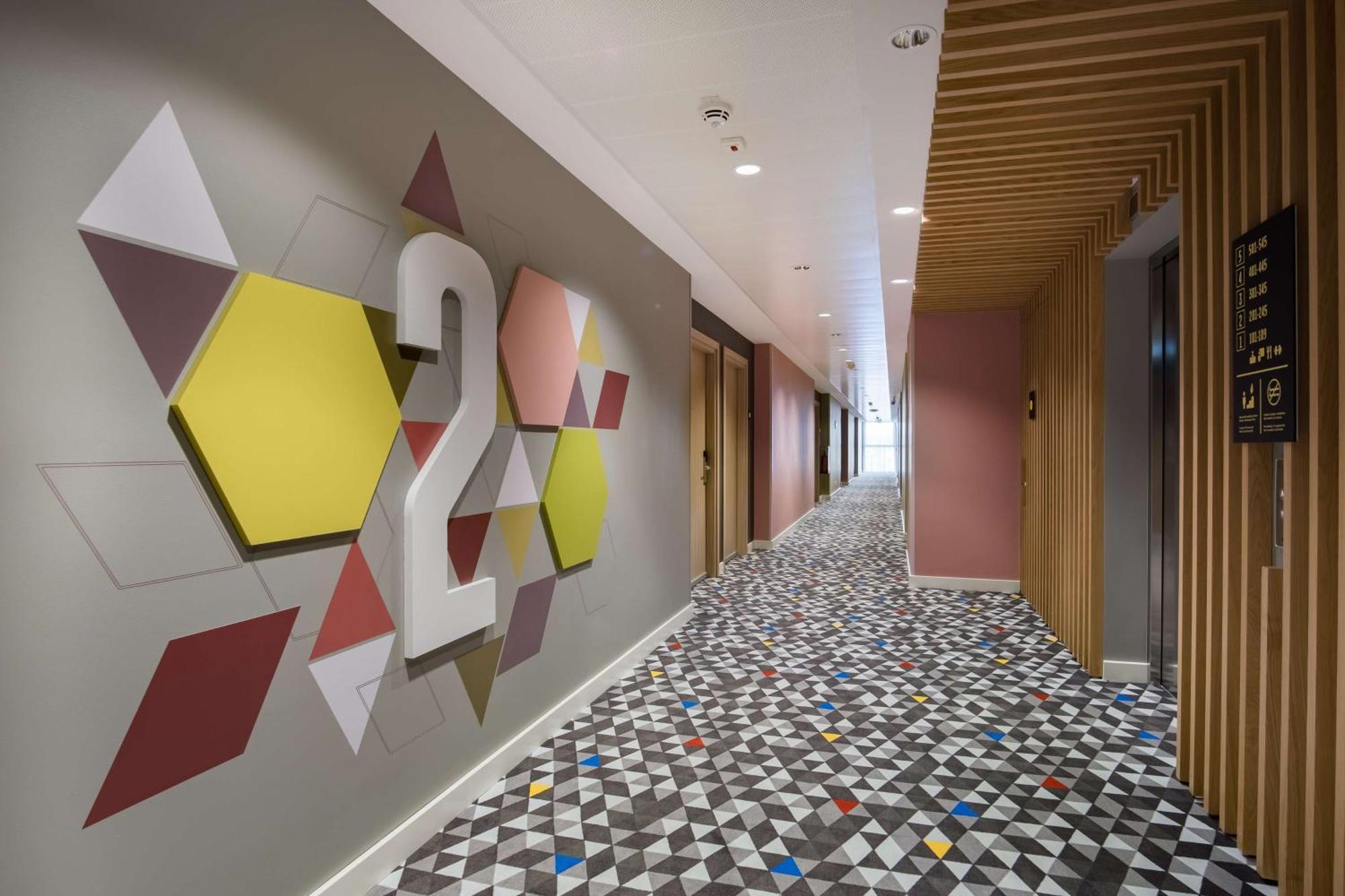 Hampton By Hilton Riga Airport Hotel Mārupe Екстериор снимка