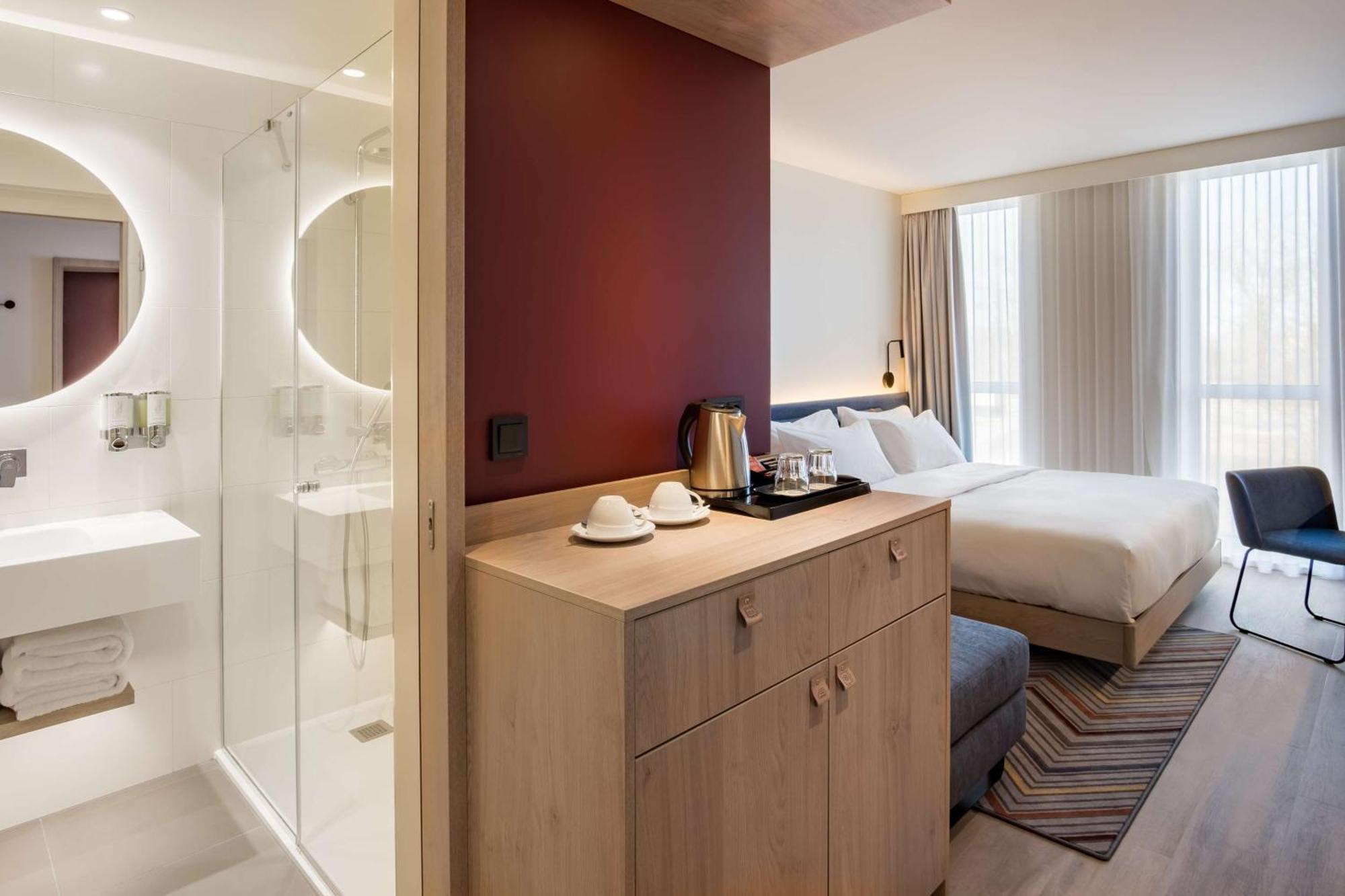 Hampton By Hilton Riga Airport Hotel Mārupe Екстериор снимка