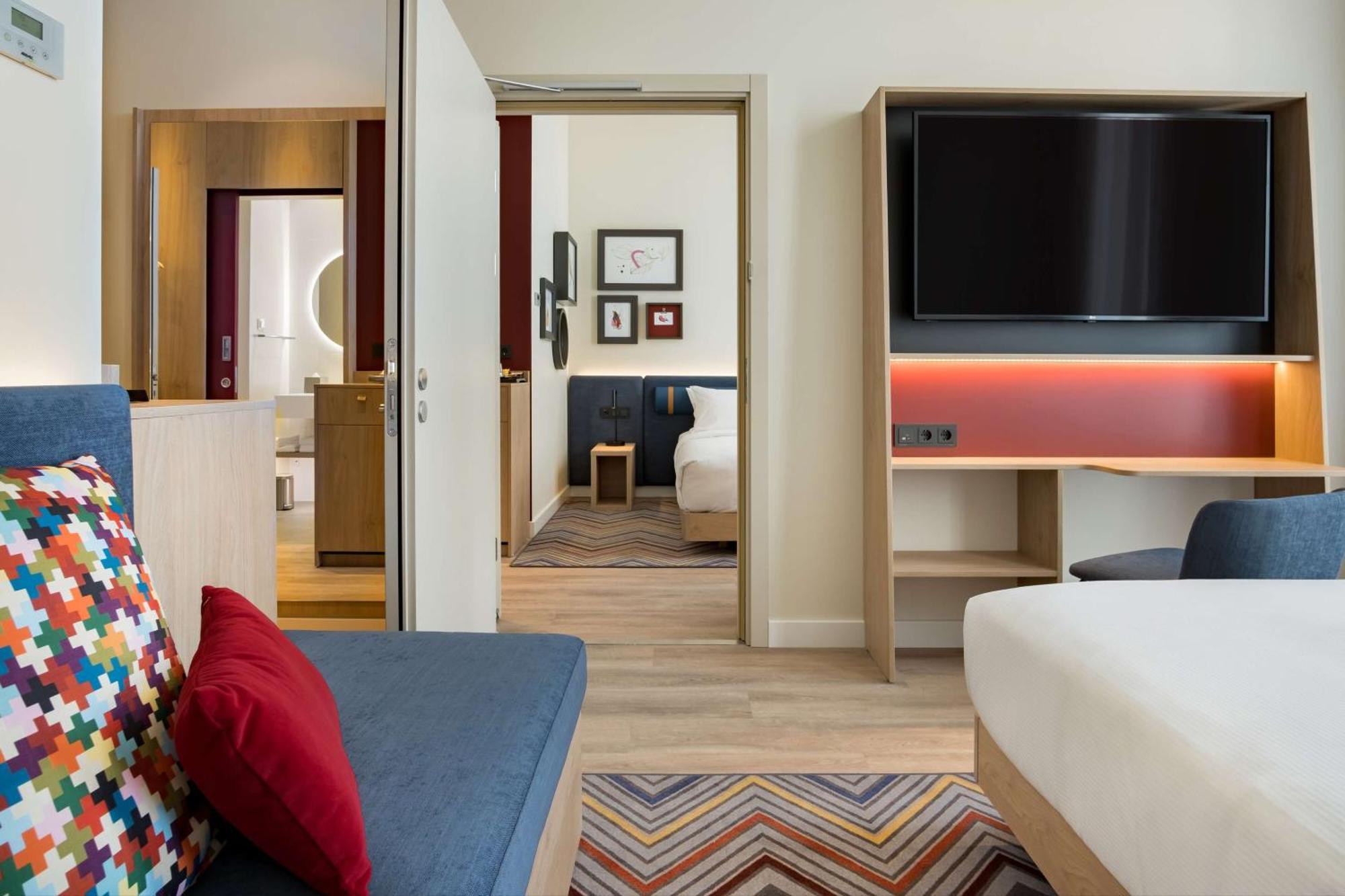 Hampton By Hilton Riga Airport Hotel Mārupe Екстериор снимка