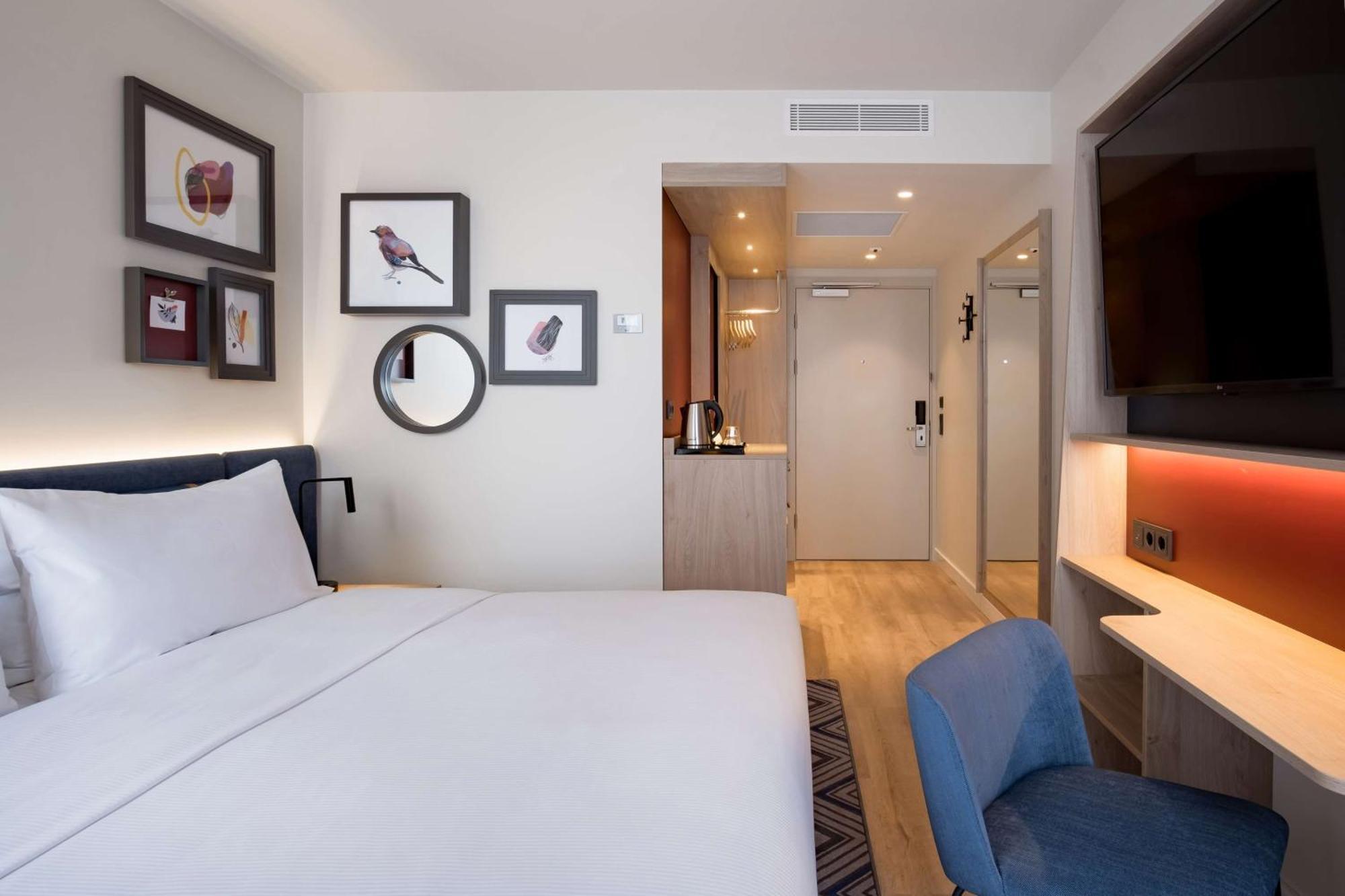 Hampton By Hilton Riga Airport Hotel Mārupe Екстериор снимка