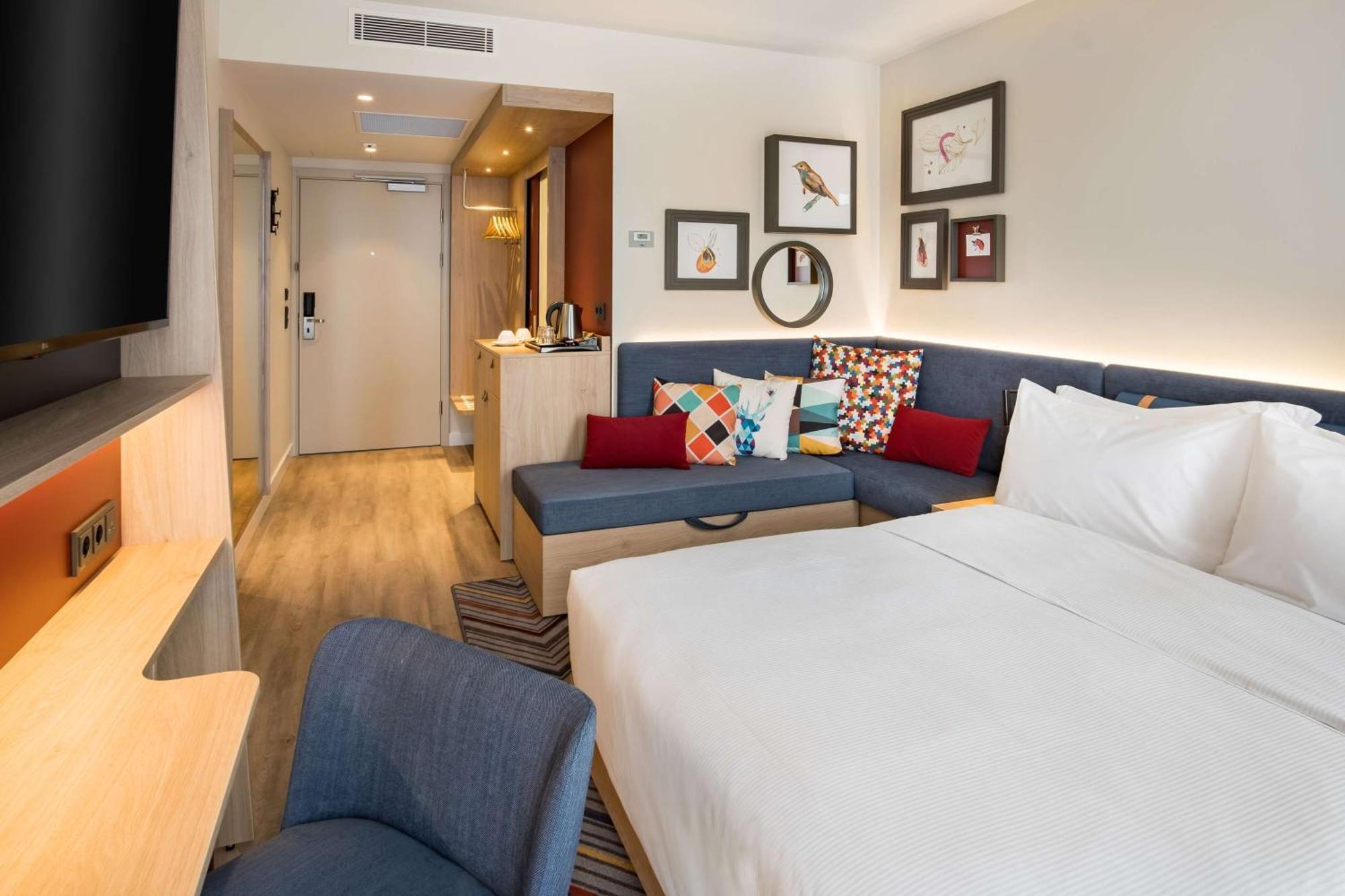 Hampton By Hilton Riga Airport Hotel Mārupe Екстериор снимка