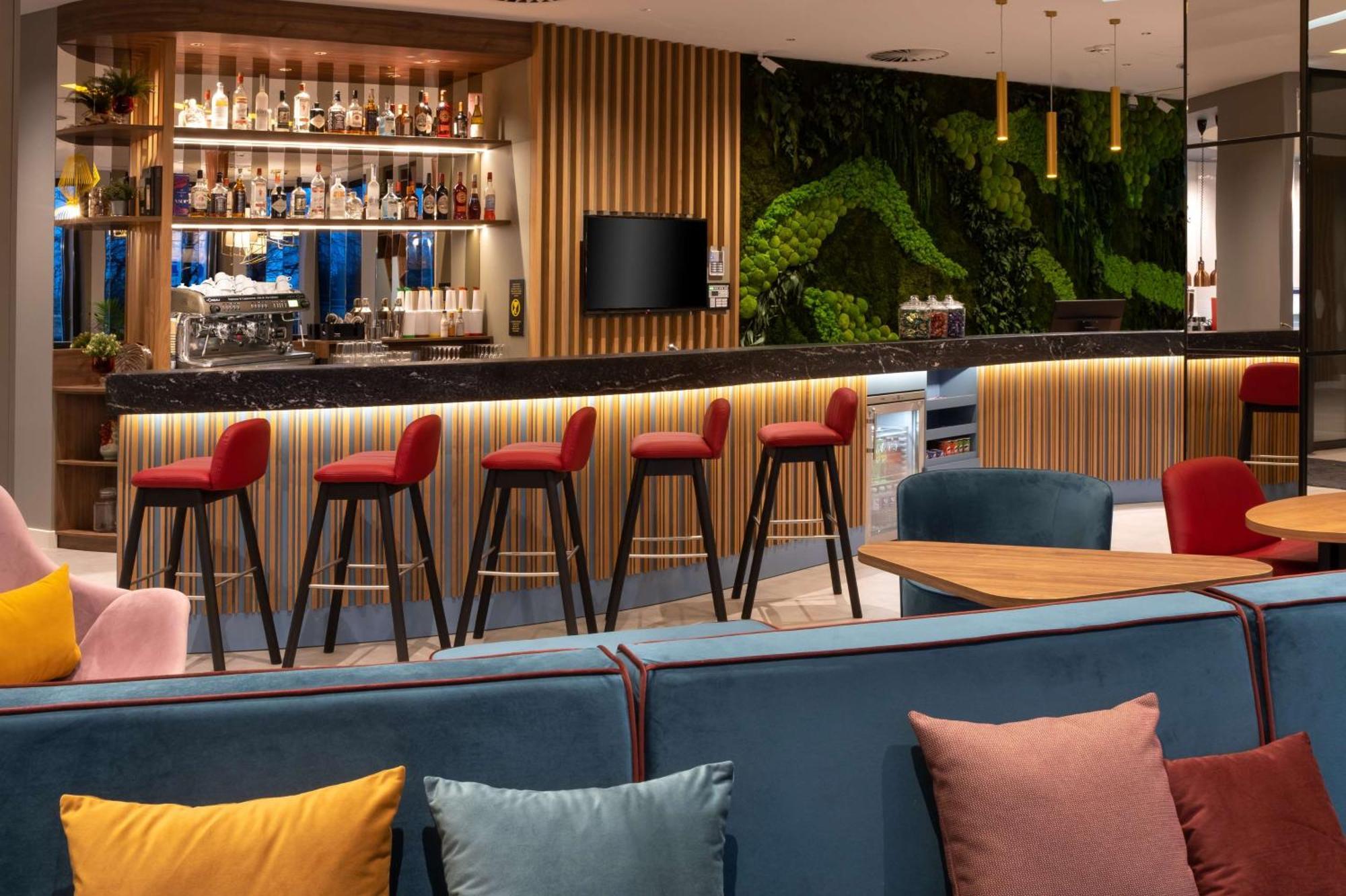 Hampton By Hilton Riga Airport Hotel Mārupe Екстериор снимка